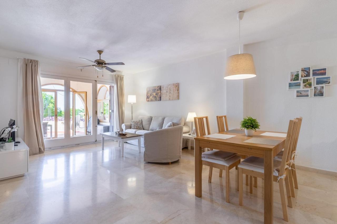 Simplicity Luxury Apartment アルテア エクステリア 写真