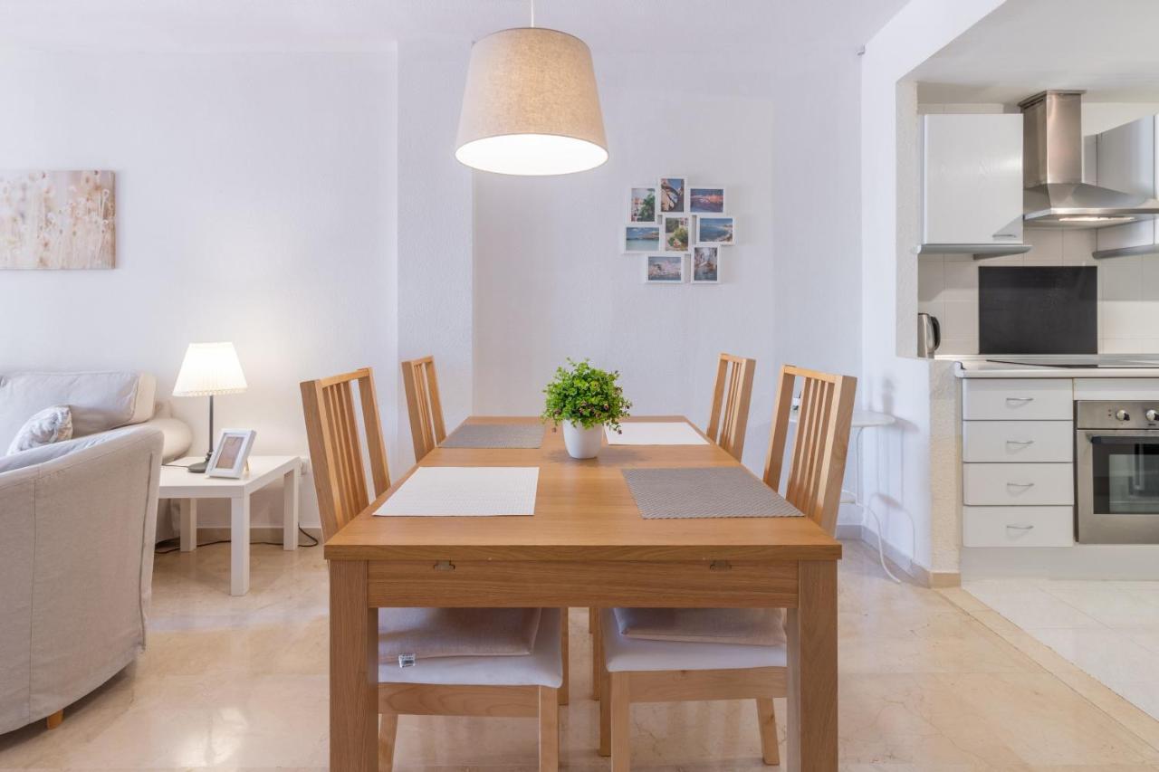 Simplicity Luxury Apartment アルテア エクステリア 写真