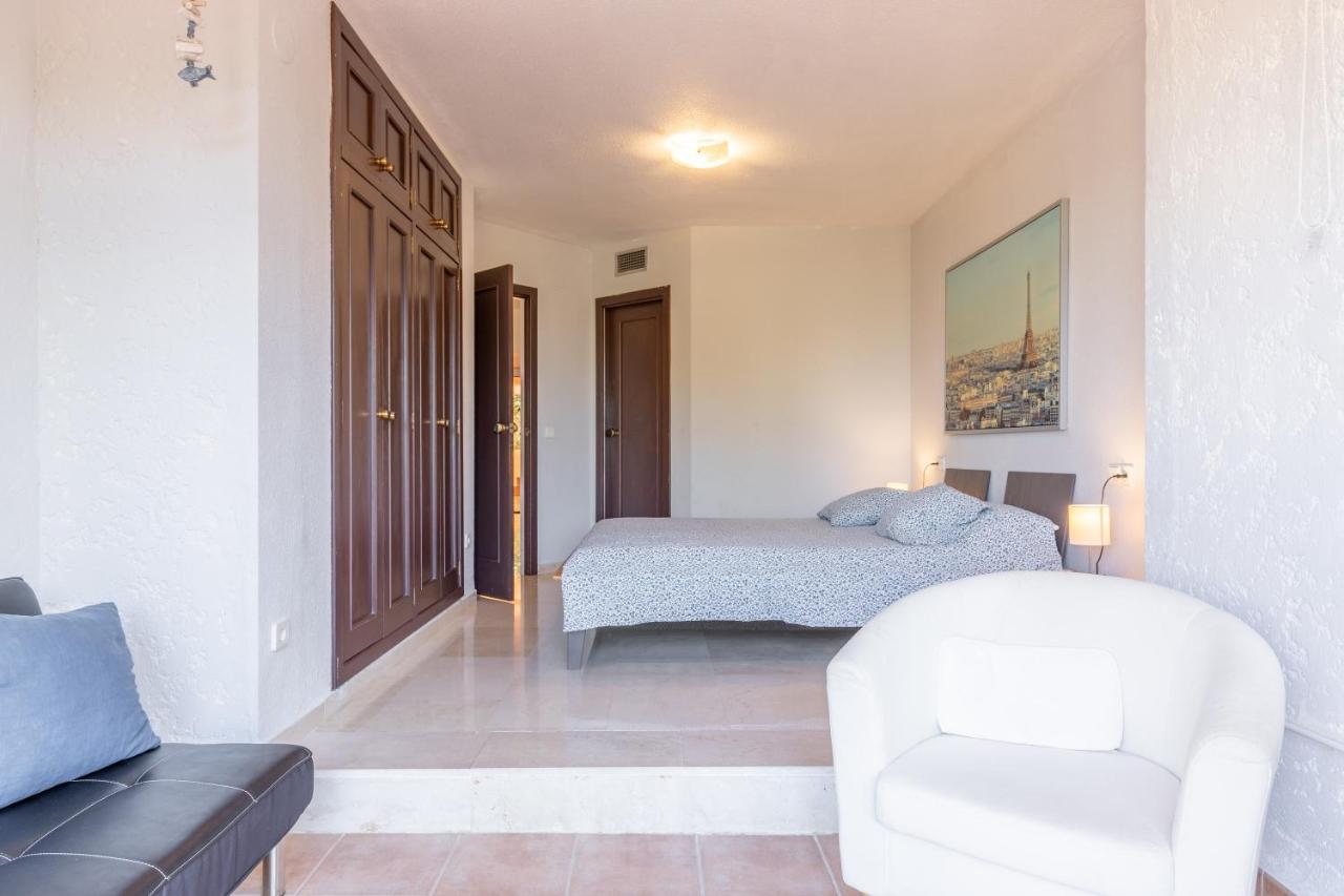 Simplicity Luxury Apartment アルテア エクステリア 写真